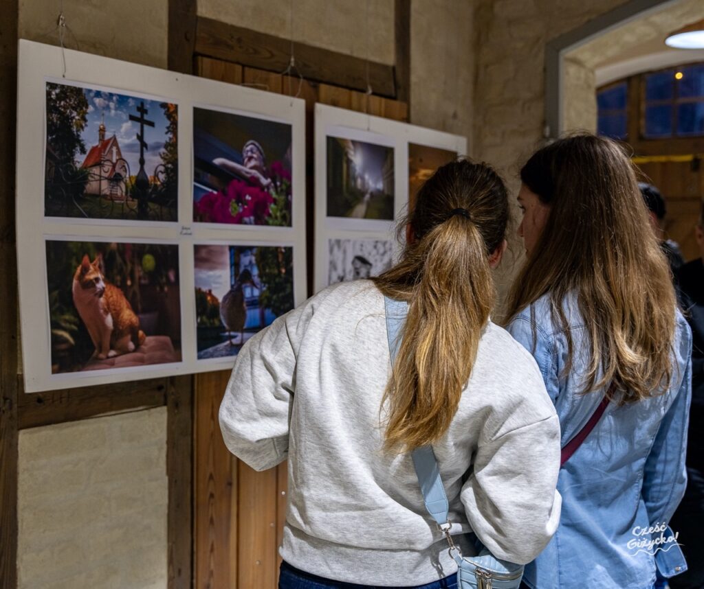 Wernisaż wystawy Fotografia - Moje Hobby - FOTORELACJA