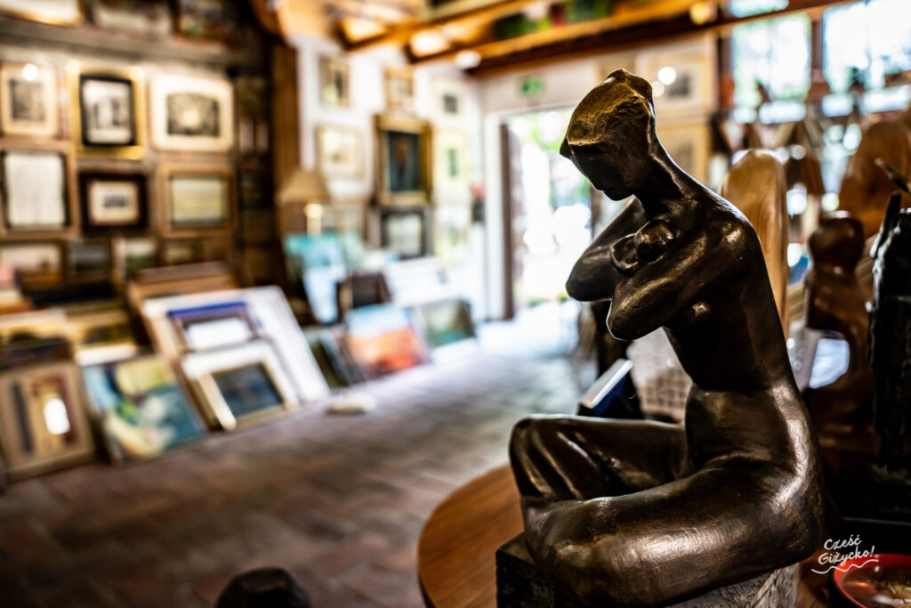 Galeria Sztuki Schron w Giżycku - atrakcja turystyczna którą warto odwiedzić