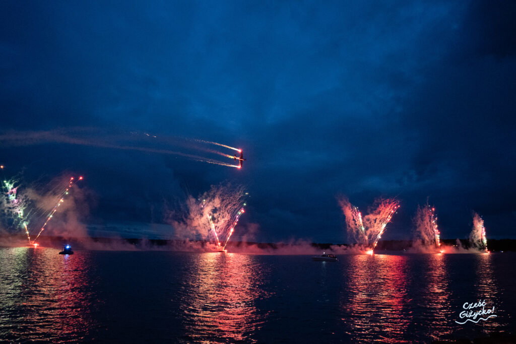 Festiwal Wiatru 2025 - pokazy wieczorne FOTORELACJA