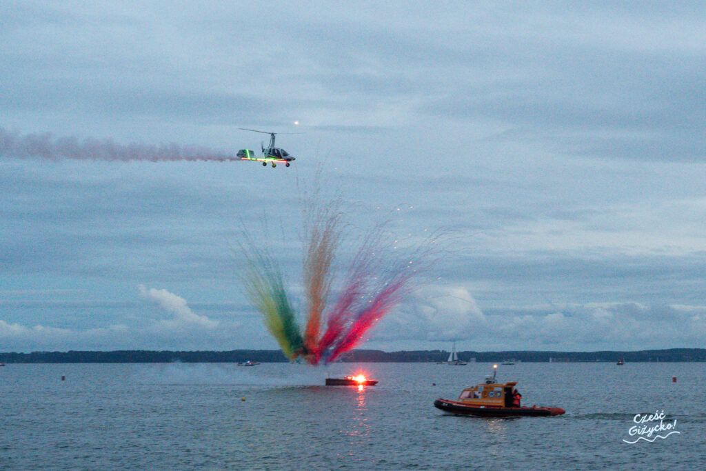 Festiwal Wiatru 2025 - pokazy wieczorne FOTORELACJA