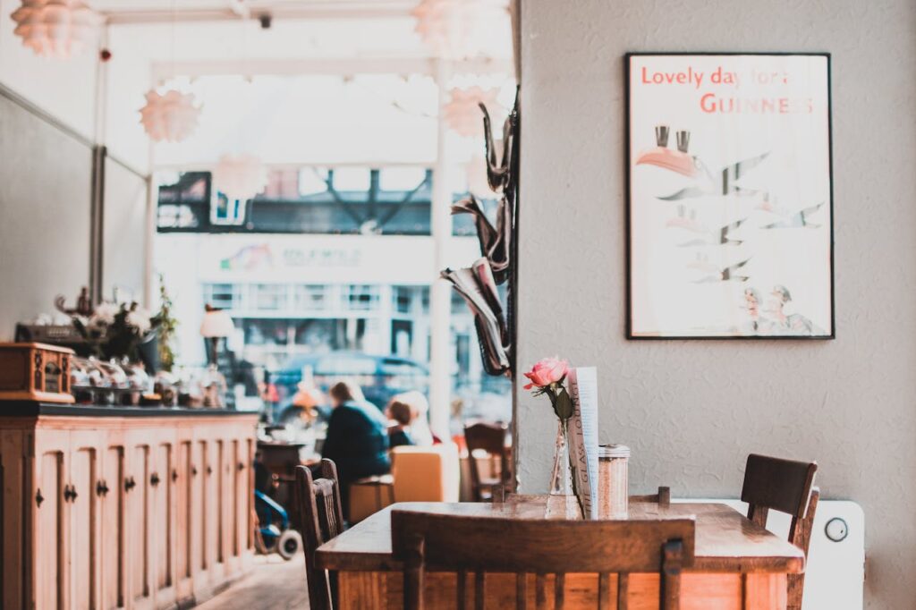 Wyposażenie restauracji i hoteli – jak wybrać trwałe meble HoReCa?
